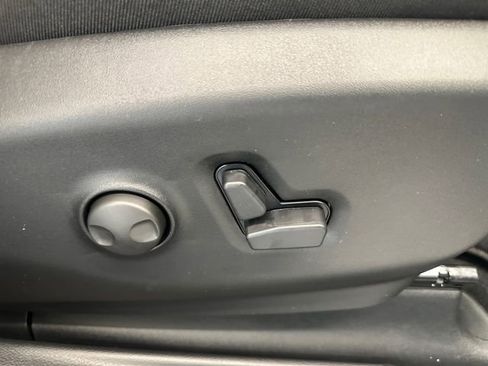 New 2026 Chrysler Pacifica Limited w/ S Appearance Package FWD image 23