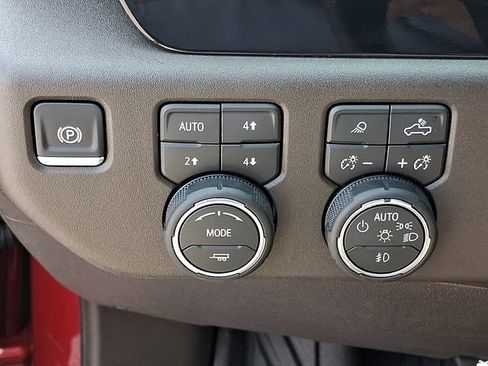 Certified 2026 Chevrolet Silverado 1500 LT Trail Boss w/ Safety Package AWD/4WD image 24