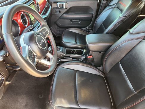 Used 2023 Jeep Gladiator Rubicon w/ Cold Weather Group image 22