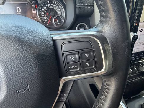 Used 2022 RAM 2500 Laramie AWD/4WD image 17