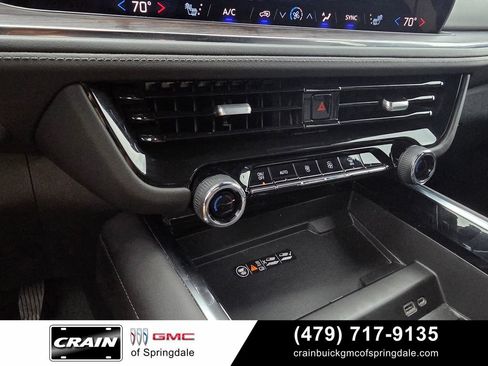 Used 2025 Chevrolet Tahoe Z71 AWD/4WD image 19