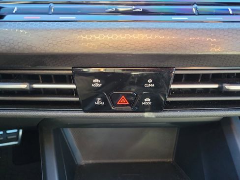 Used 2022 Volkswagen GTI SE w/ SE Leather Package image 21