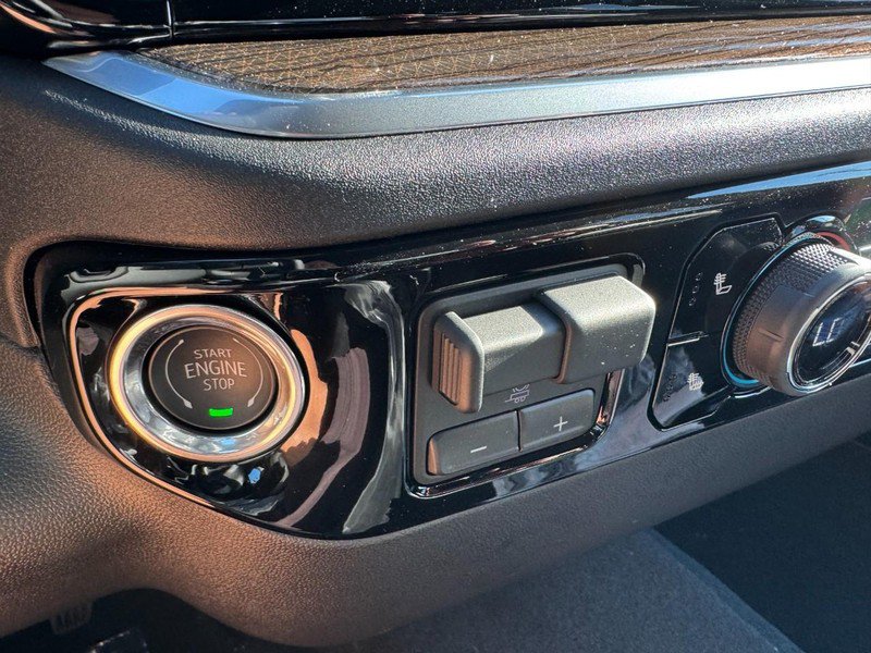 New 2026 Chevrolet Silverado 1500 RST AWD/4WD image 42