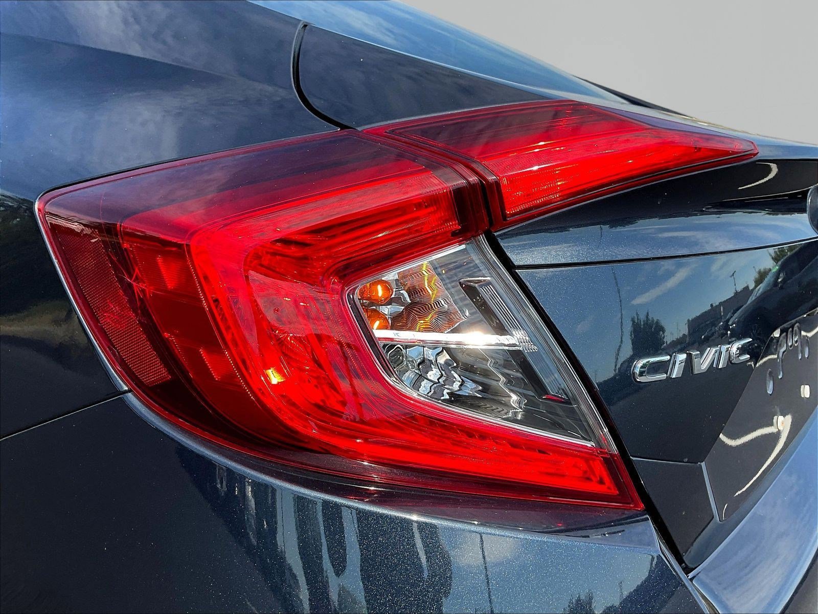 Used 2019 Honda Civic LX image 23