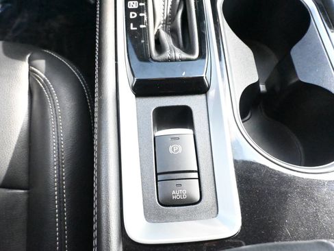 Used 2021 Nissan Altima 2.5 Platinum AWD/4WD image 22