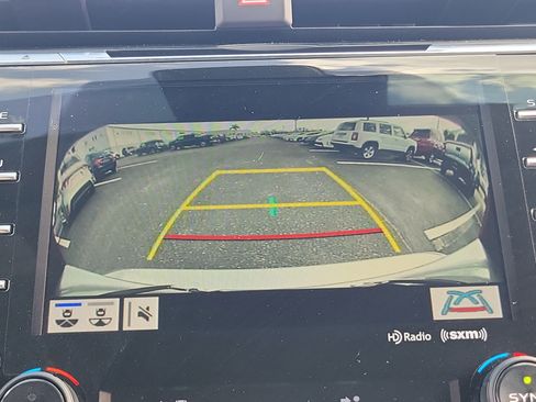 Used 2020 Toyota Camry XLE image 23