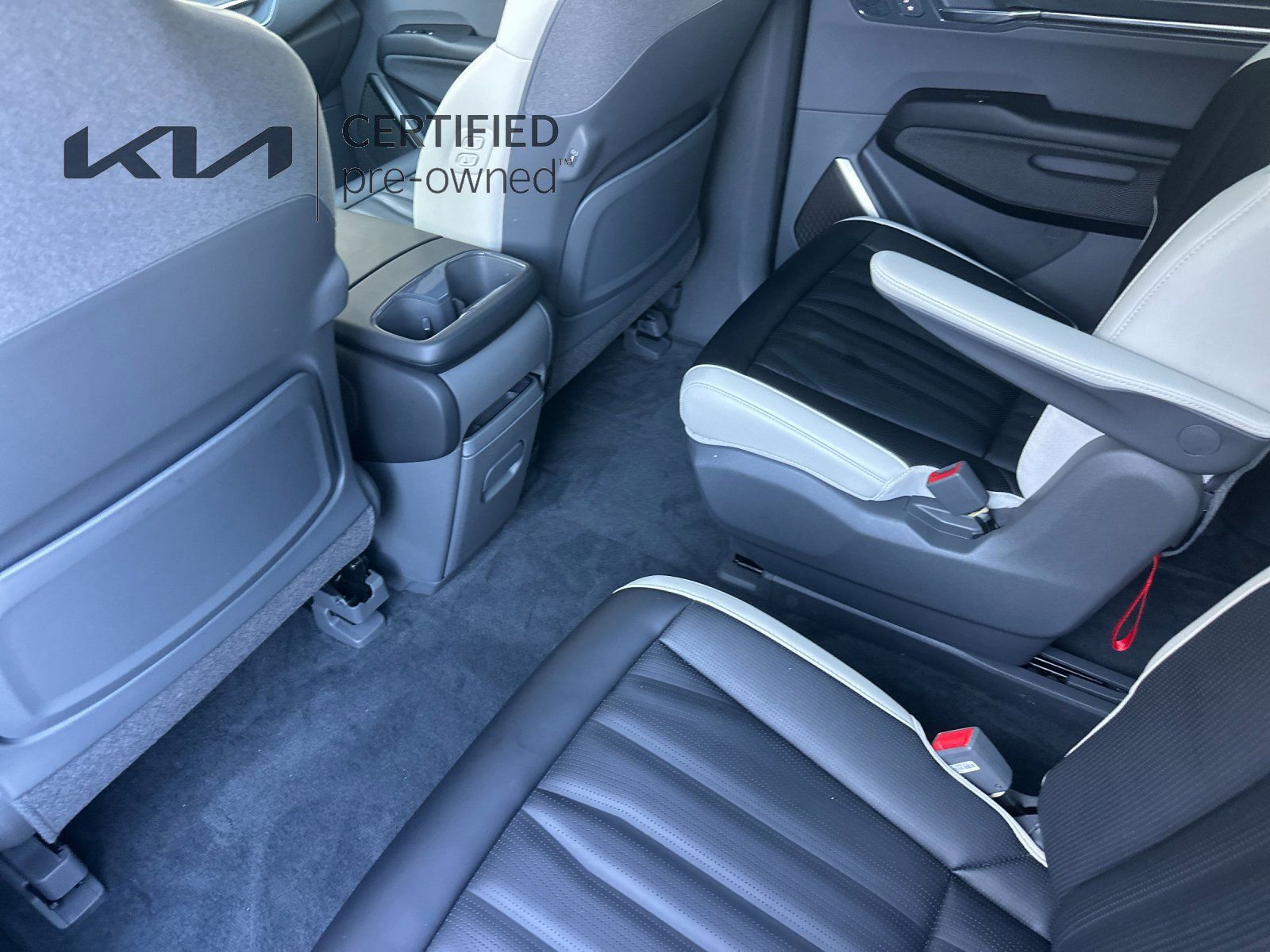Certified 2024 Kia EV9 GT-Line AWD/4WD image 13