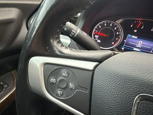 Used 2020 GMC Acadia SLE w/ Driver Convenience Package image 30