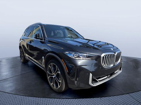 Certified 2024 BMW X5 xDrive40i w/ Premium Package AWD/4WD image 1