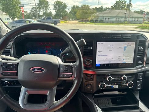 Used 2024 Ford F350 Lariat w/ Lariat Ultimate Package AWD/4WD image 15
