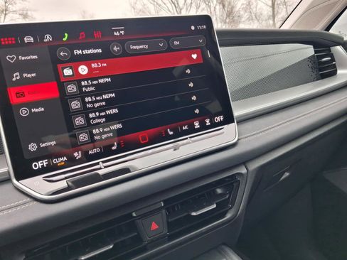 New 2026 Volkswagen Tiguan SE AWD/4WD image 20