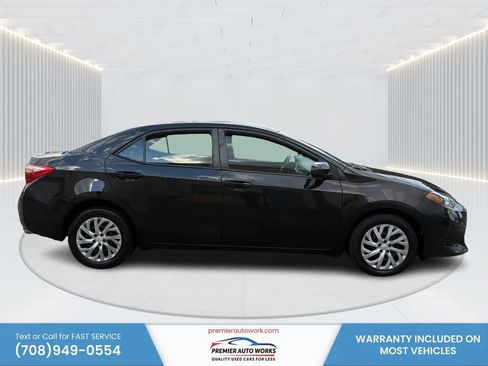 Used 2017 Toyota Corolla LE FWD image 8