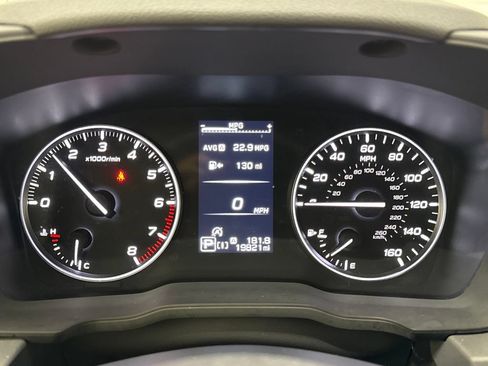 Certified 2025 Subaru Crosstrek 2.5i Premium AWD/4WD image 18