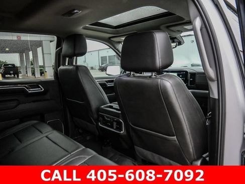 Used 2022 Chevrolet Silverado 1500 LTZ w/ LTZ Premium Package AWD/4WD image 44