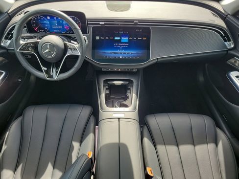 Used 2024 Mercedes-Benz E 350 4MATIC Sedan image 15