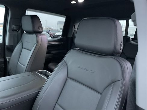 Used 2024 GMC Sierra 1500 Denali w/ Denali Reserve Package image 13
