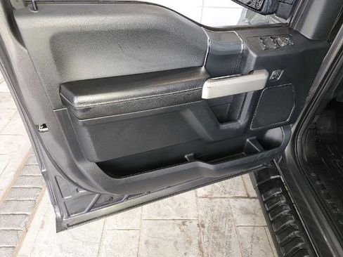 Used 2019 Ford F150 Lariat image 28