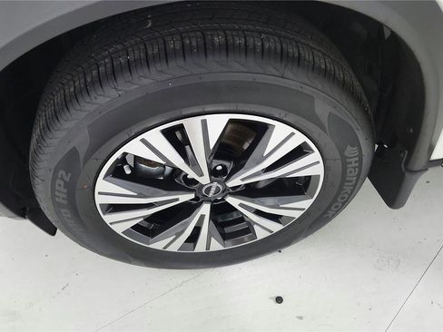 Certified 2023 Nissan Rogue SV image 35