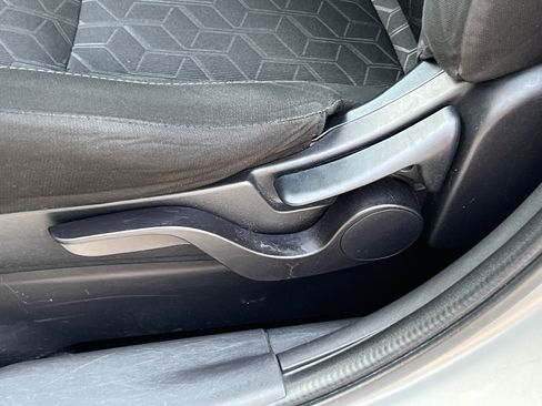 Used 2020 Mitsubishi Outlander Sport AWD image 16