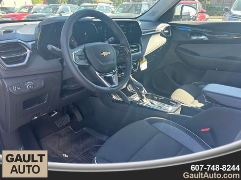 New 2026 Chevrolet TrailBlazer LT w/ Convenience Package AWD/4WD image 10