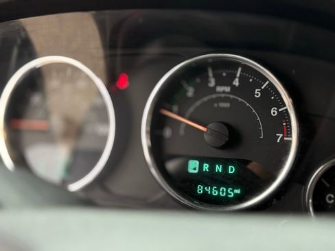 Used 2016 Jeep Wrangler Unlimited Sport w/ Connectivity Group image 19