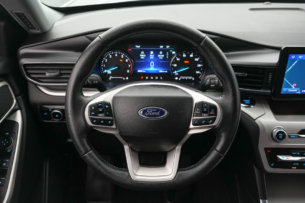Certified 2023 Ford Explorer XLT w/ Equipment Group 202A AWD/4WD image 13