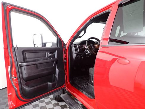 Used 2022 RAM 2500 Tradesman AWD/4WD image 18