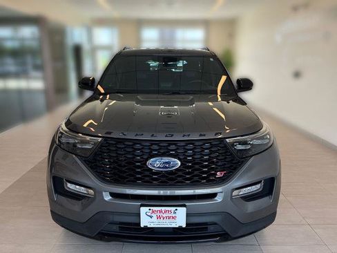 Certified 2022 Ford Explorer ST w/ Equipment Group 401A AWD/4WD image 5