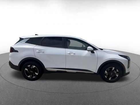 Used 2026 Kia Sportage LX FWD image 16
