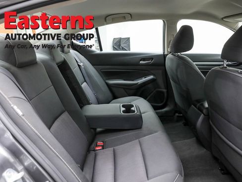 Used 2022 Nissan Altima 2.5 SV image 22