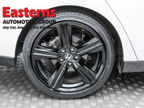 Used 2024 Honda Accord Sport image 26