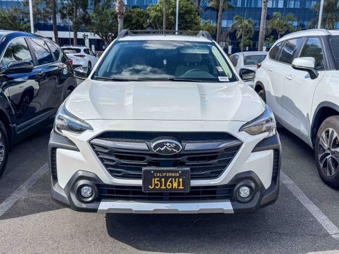 Used 2024 Subaru Outback Limited AWD/4WD image 2
