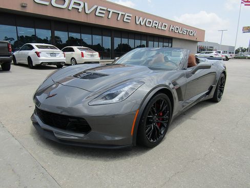 Used 2016 Chevrolet Corvette Z06 w/ 3LZ Preferred Equipment Group RWD image 1