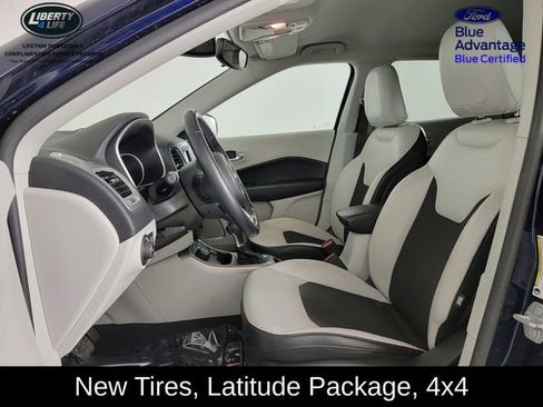 Used 2020 Jeep Compass Latitude w/ Cold Weather Group AWD/4WD image 13