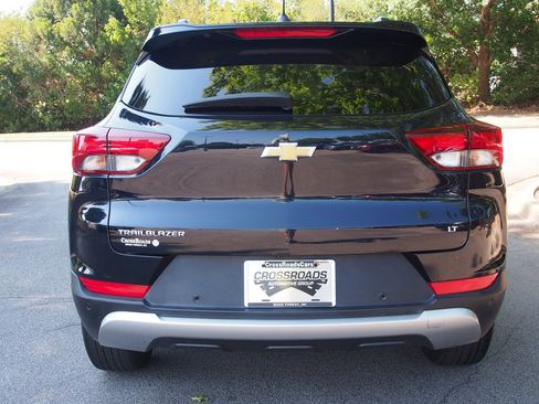 Used 2021 Chevrolet TrailBlazer LT w/ Convenience Package FWD image 6