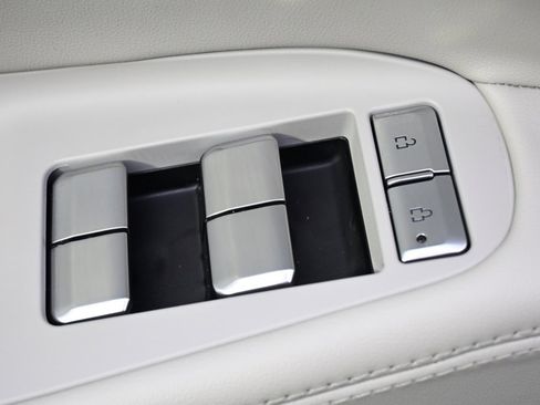 New 2025 Lincoln Navigator L Reserve image 24