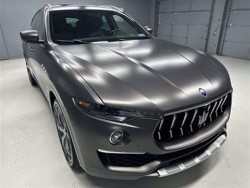 Used 2021 Maserati Levante S GranLusso AWD/4WD image 8