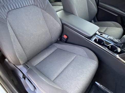 Used 2026 Toyota Camry LE w/ Convenience Package FWD image 11