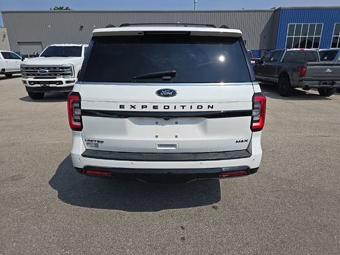 Used 2022 Ford Expedition Max Limited AWD/4WD image 4