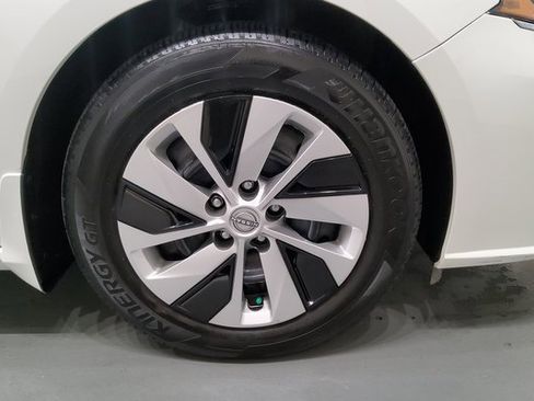 Used 2024 Nissan Altima 2.5 S image 36