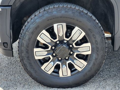 Used 2024 GMC Sierra 2500 Denali w/ Denali Reserve Package image 10