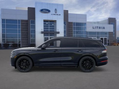 New 2026 Lincoln Aviator Reserve AWD/4WD image 3
