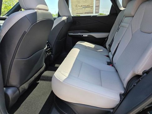 New 2026 Lexus RX 350 image 17