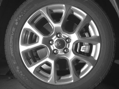 Used 2025 Jeep Compass Limited AWD/4WD image 13