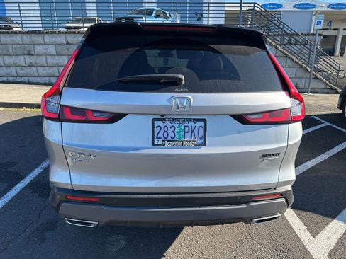 Used 2023 Honda CR-V Sport Touring image 6