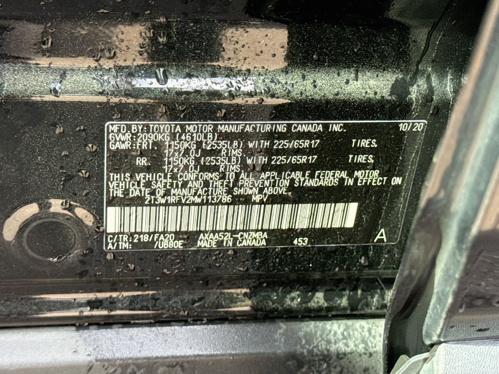 Used 2021 Toyota RAV4 XLE FWD image 39