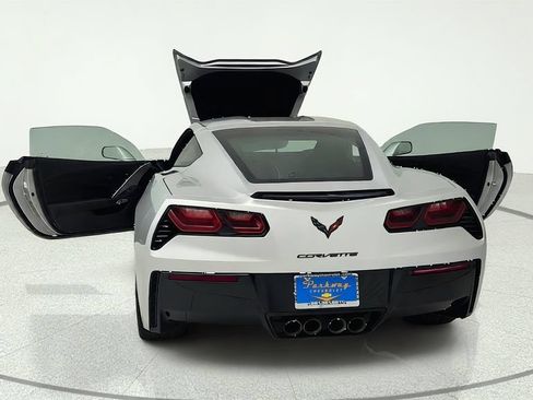 Certified 2019 Chevrolet Corvette Stingray Coupe w/ Carbon Flash Badge Package RWD image 29