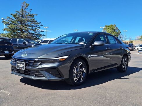 New 2026 Hyundai Elantra Limited w/ Cargo Package image 7