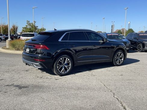 Used 2023 Audi Q8 Prestige image 8