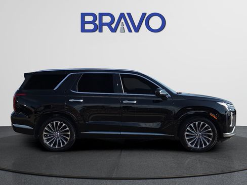 Used 2024 Hyundai Palisade Calligraphy AWD/4WD image 5